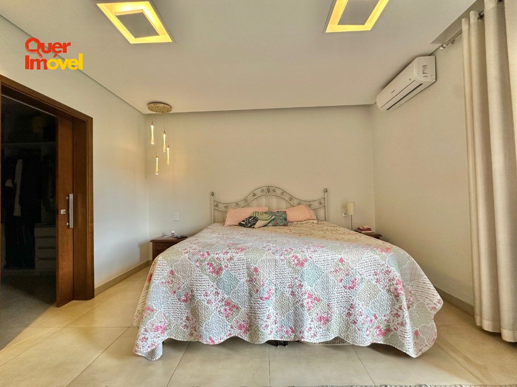 Casa à venda no condomínio villa romana, 3 suítes, suíte mas
