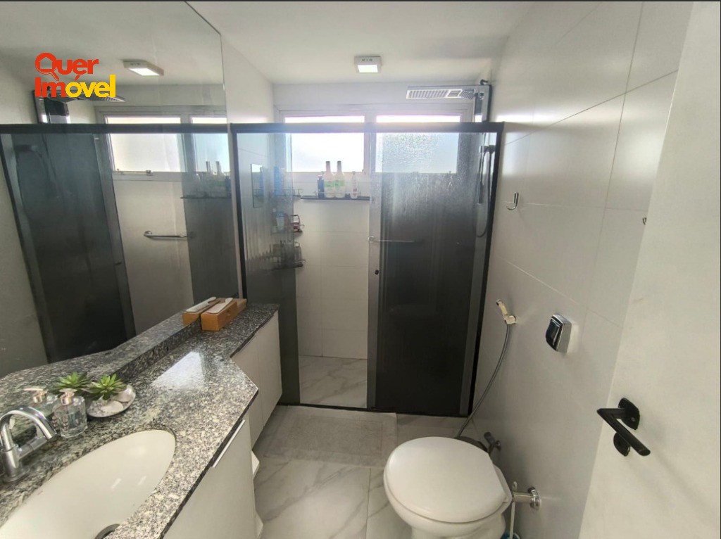 Apartamento à venda no Centro de Ribeirão Preto-SP 3 quartos, 1 suíte, 139m² Oportunidade única!
