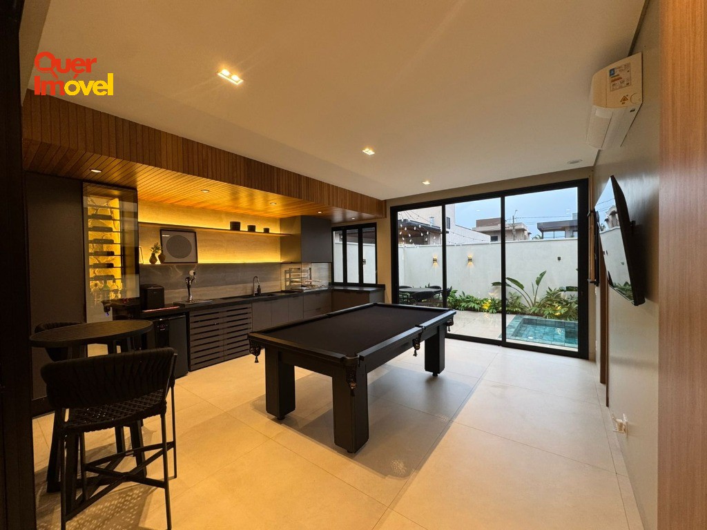 Oportunidade única: Casa de alto padrão em condomínio no Residencial Alto do Castelo, Ribeirão Preto-SP! 3 quartos, 3 suítes, 2 salas, 4 banheiros, 4 vagas de garagem, 220m². Quer Imóvel Negócios…