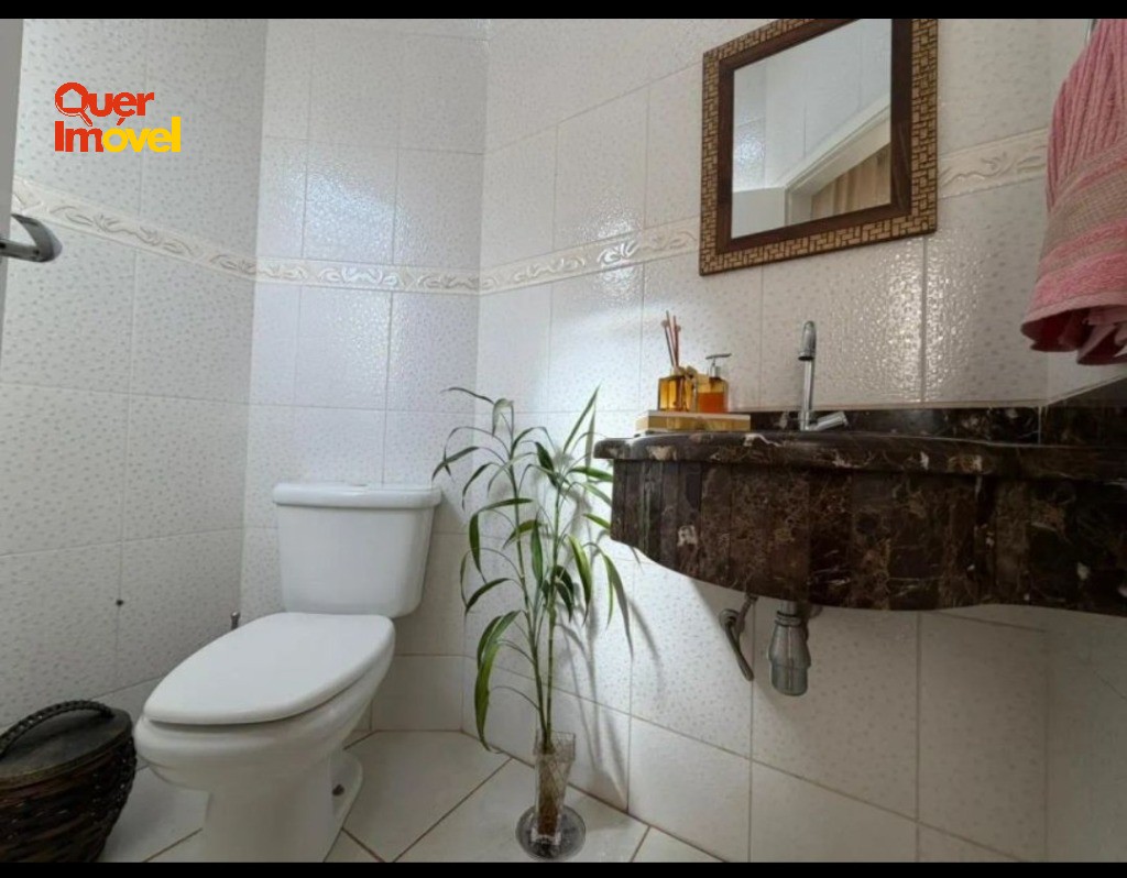 Casa à Venda em Ribeirão Preto-SP, no Jardim Palmares: 3 Quartos, 3 Suítes, 4 Banheiros, 4 Vagas, 204m².