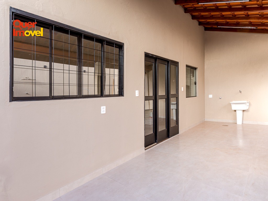Oportunidade imperdível: Casa à venda em Ribeirão Preto-SP, Jardim Paulista. 3 quartos, 1 suíte, 1 sala, 2 banheiros, 2 vagas, 170m².