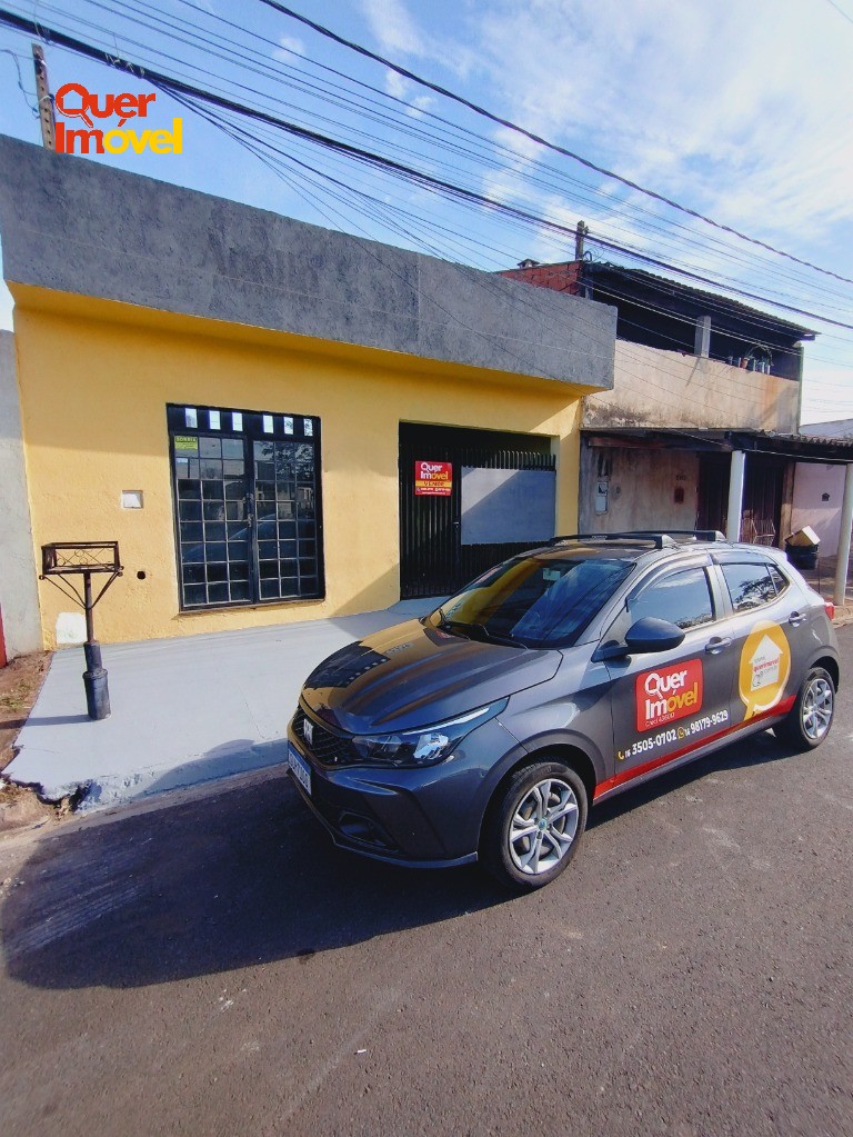 Imperdível oportunidade: Casa comercial à venda em Ribeirão Preto-SP, Parque dos Flamboyans! 1 quarto, 1 suíte, 1 sala, 2 banheiros, 1 vaga e 122m².