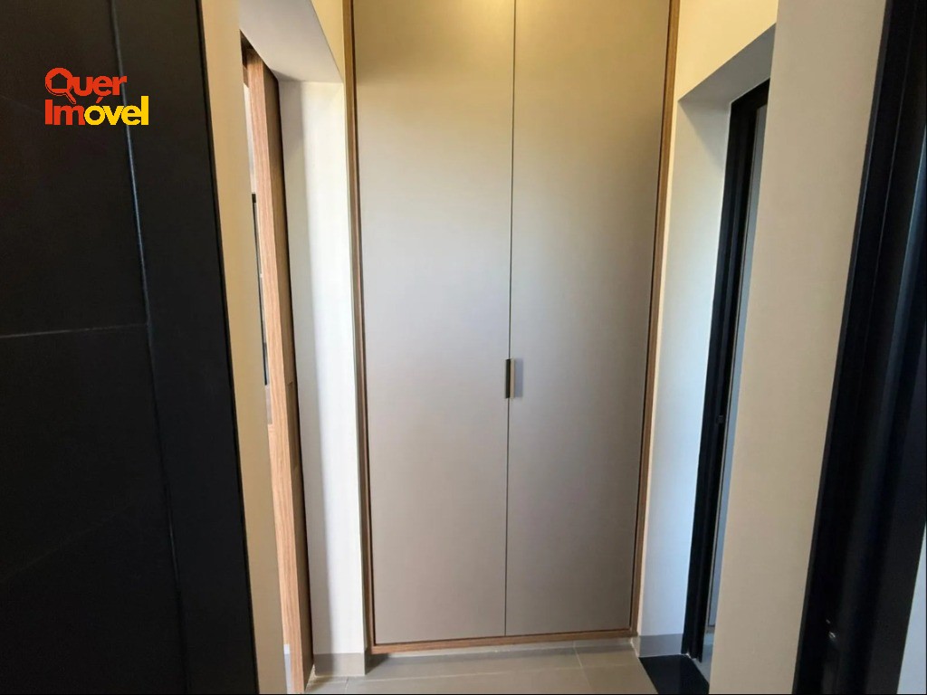 Excelente Casa em Condomínio à Venda em Ribeirão Preto-SP, Loteamento Terras de Florença! 4 quartos, 2 suítes, 2 salas, 5 banheiros, 4 vagas, 190,40m². Quer Imóvel Negócios Imobiliários.