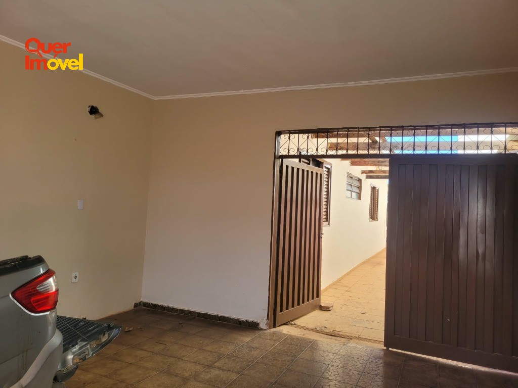 Casa, 3 quartos, 200 m² - Foto 2