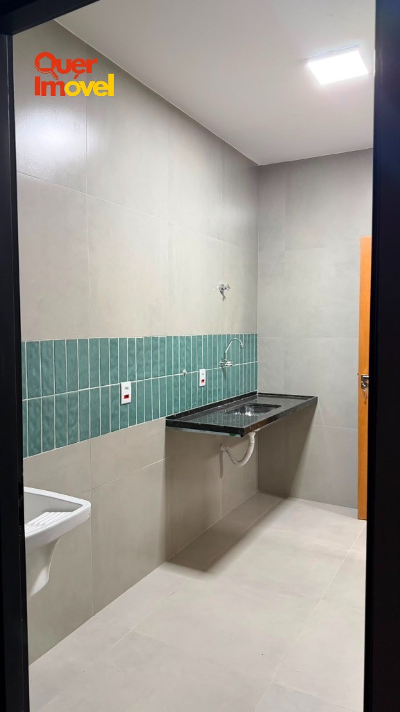 Aluguel de Imóvel Comercial de 140m² no Jardim Sumaré, Ribeirão Preto-SP! 2 banheiros inclusos. Quer Imóvel Negócios Imobiliários.