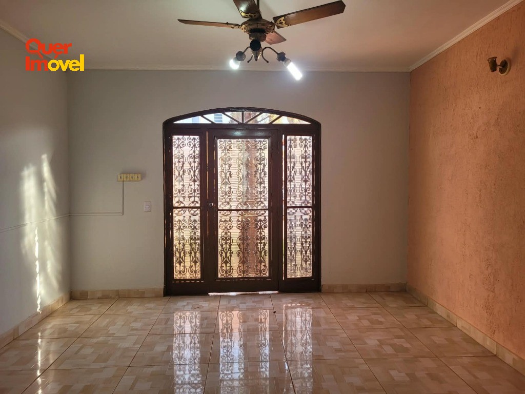 Casa, 3 quartos, 200 m² - Foto 4