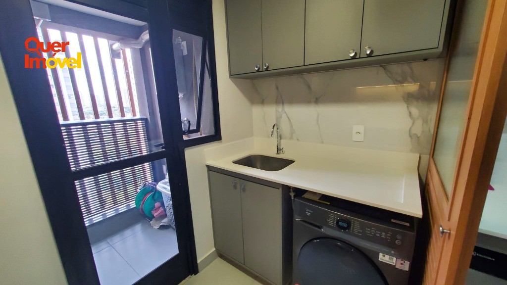 Imóvel de luxo: apartamento de 2 quartos com 2 suítes e 2 va