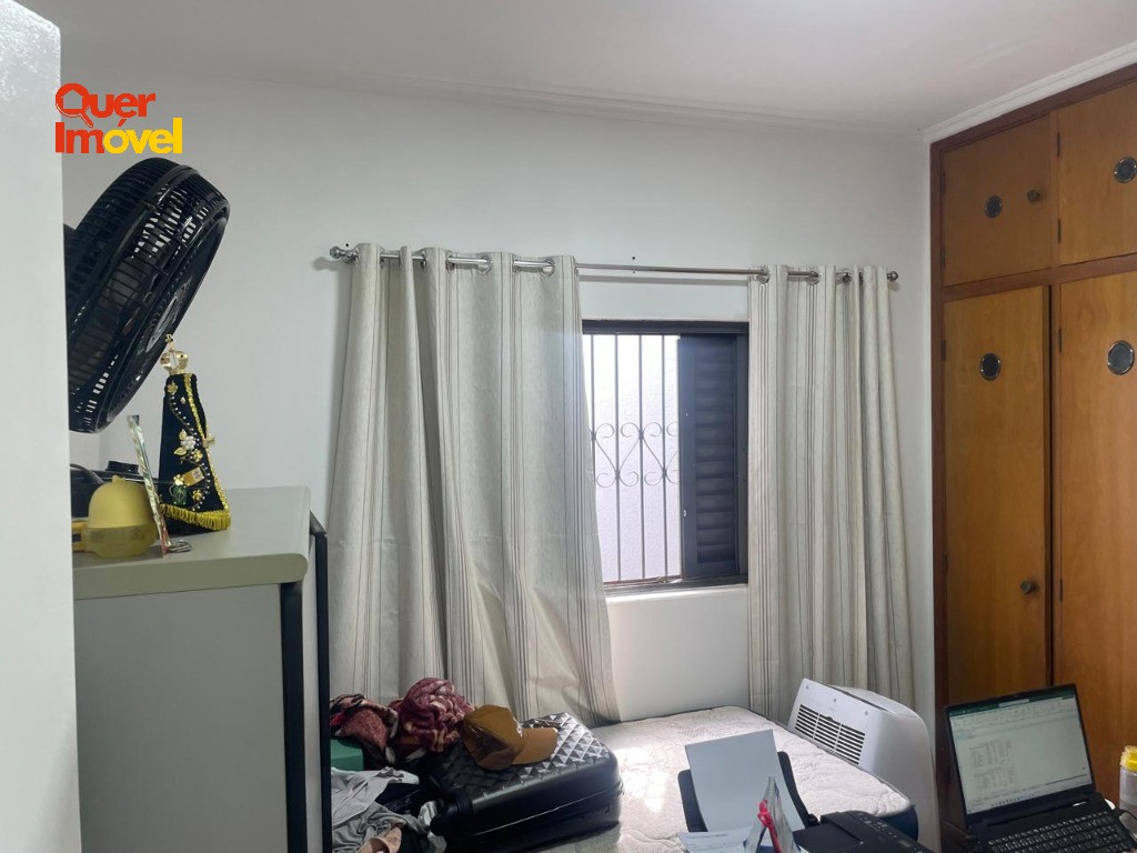 Imperdível oportunidade: Casa à venda em Ribeirão Preto-SP, Vila Albertina. 3 quartos, 1 suíte, 1 sala, 3 banheiros, 2 vagas. 192m². Entre em contato com a Imobiliária Quer Imóvel!
