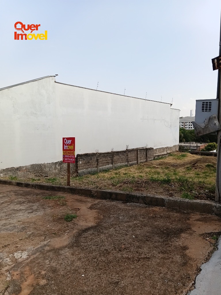 Terreno residencial de ilha com 250m² no Planalto Verde, Ribeirão Preto-SP: excelente localização! Contate o corretor da Imobiliária Quer Imóvel.