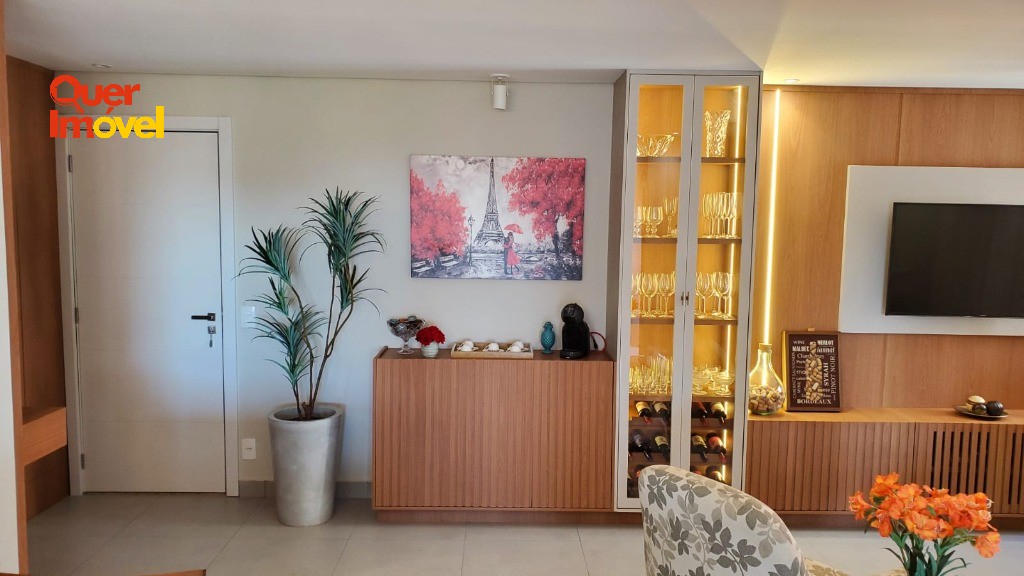Imóvel de luxo: apartamento de 2 quartos com 2 suítes e 2 va