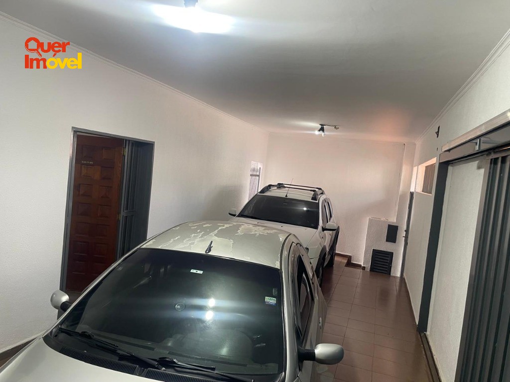 Imperdível oportunidade: Casa à venda em Ribeirão Preto-SP, Vila Albertina. 3 quartos, 1 suíte, 1 sala, 3 banheiros, 2 vagas. 192m². Entre em contato com a Imobiliária Quer Imóvel!