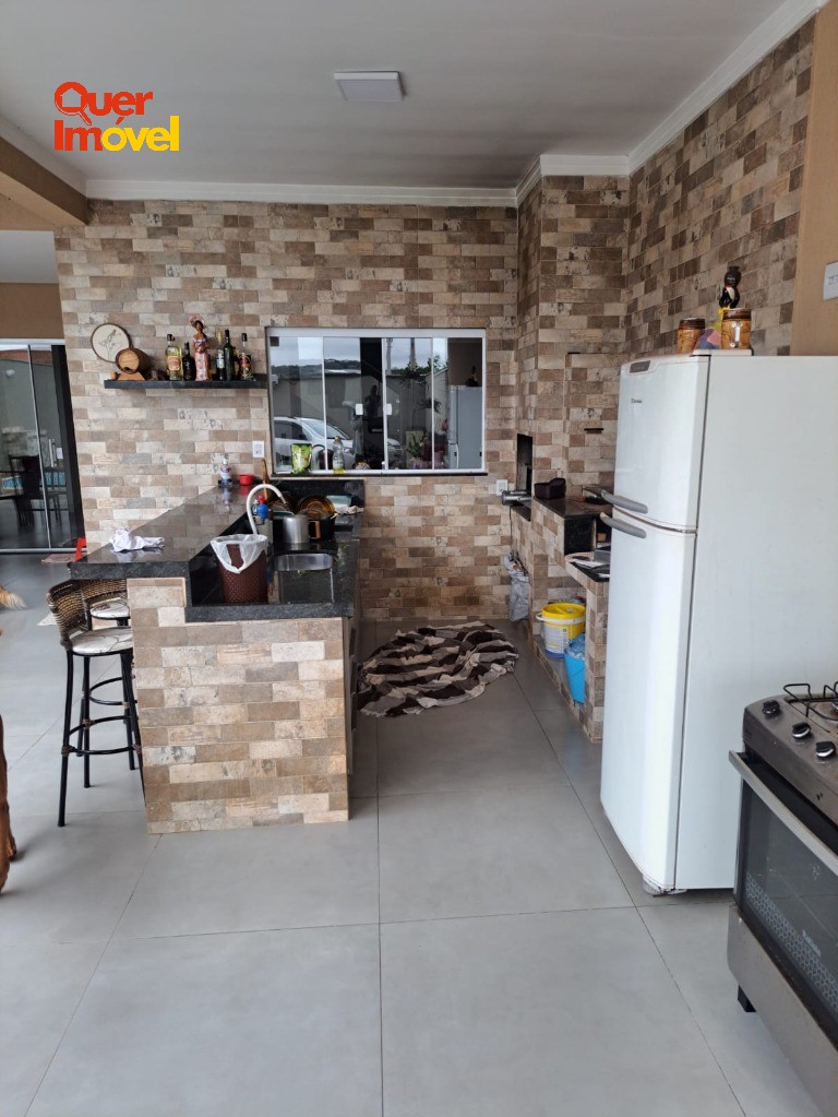 Imperdível oportunidade: Casa à venda em Ribeirão Preto-SP, no bairro Bonfim Paulista, com 3 quartos, 1 suíte e 3 vagas de garagem!