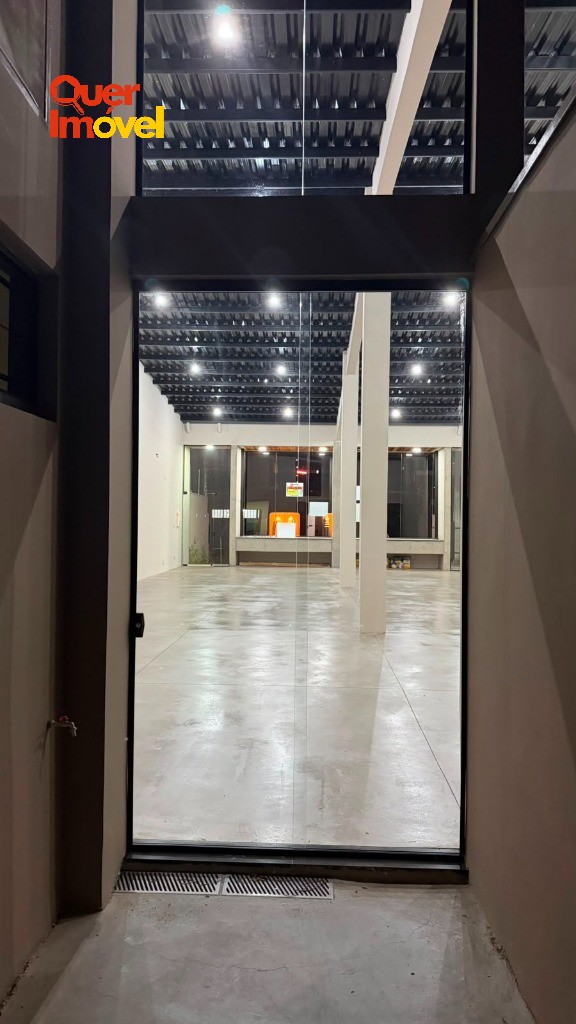 Aluguel de Imóvel Comercial de 140m² no Jardim Sumaré, Ribeirão Preto-SP! 2 banheiros inclusos. Quer Imóvel Negócios Imobiliários.