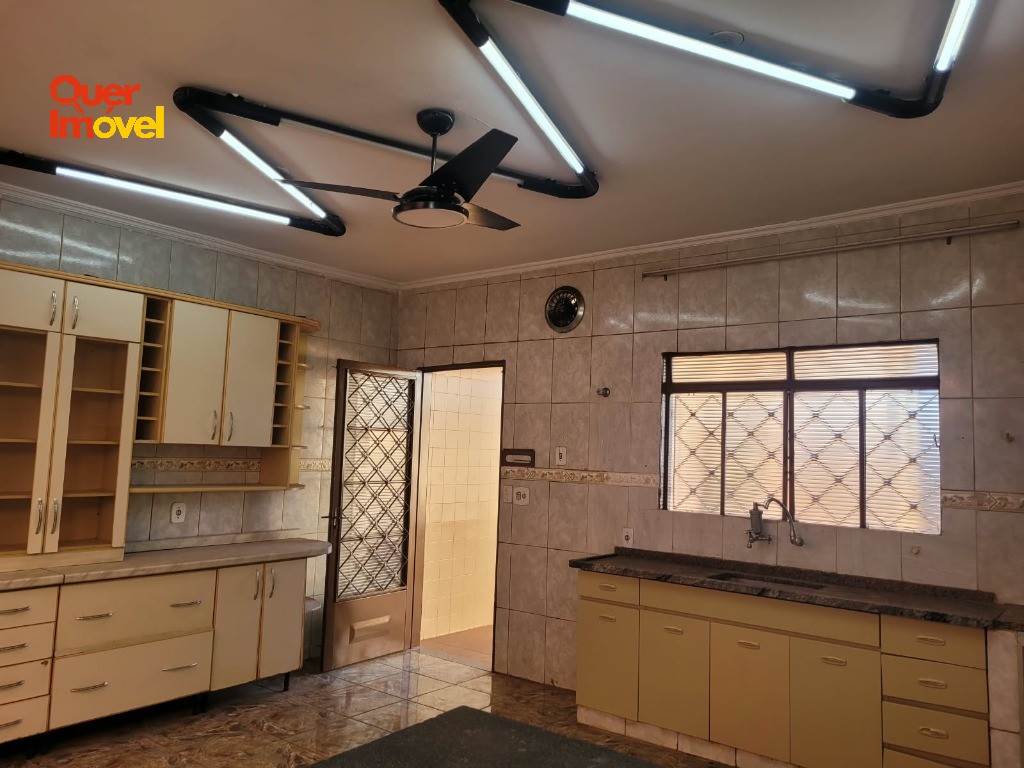 Casa, 3 quartos, 200 m² - Foto 5