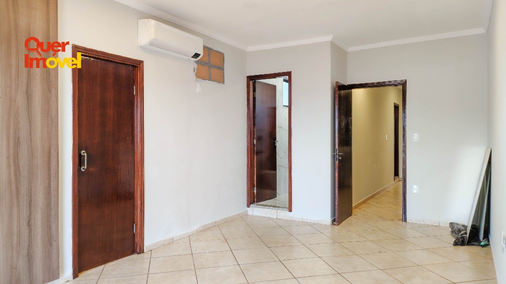 Casa, 3 quartos, 217 m² - Foto 11
