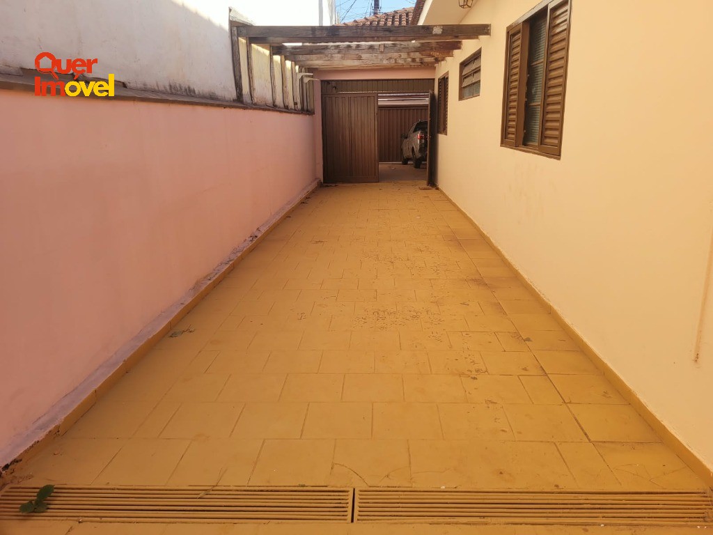 Casa, 3 quartos, 200 m² - Foto 1