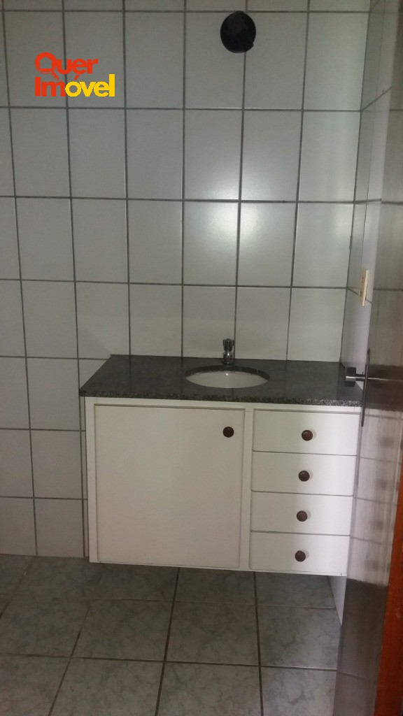 Oportunidade Imperdível: Apartamento à venda no Centro de Ribeirão Preto-SP com 2 quartos, 1 sala, 2 banheiros, 1 vaga de garagem e 66 m². Entre em contato com a Imobiliária Quer Imóvel!