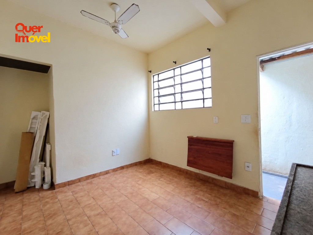 Imperdível oportunidade: Casa à venda em Ribeirão Preto-SP, Campos Elíseos, 2 quartos, 3 banheiros, 93m². Contate a Imobiliária Quer Imóvel! - foto 1