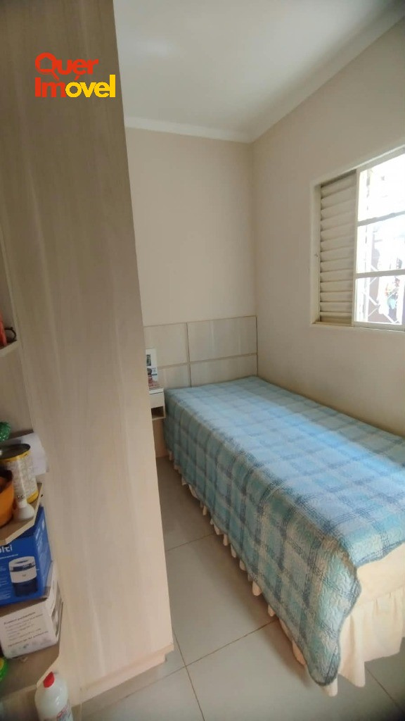 Casa à venda em Ribeirão Preto-SP, Jardim Helena: 2 quartos, 1 suíte, 100m². Entre em contato com a Imobiliária Quer Imóvel.