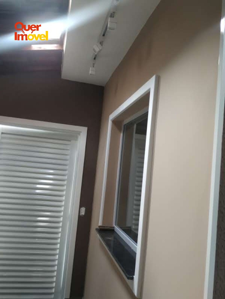 Casa à venda em Ribeirão Preto-SP, Jardim Helena: 2 quartos, 1 suíte, 100m². Entre em contato com a Imobiliária Quer Imóvel.