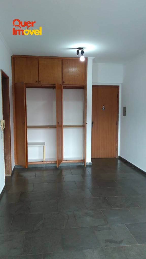 Excelente oportunidade! Apartamento à venda no Centro de Ribeirão Preto-SP: 1 quarto, 1 sala, 1 banheiro, 1 vaga de garagem, 34,00 m² de área. Entre em contato com a Imobiliária Quer Imóvel!