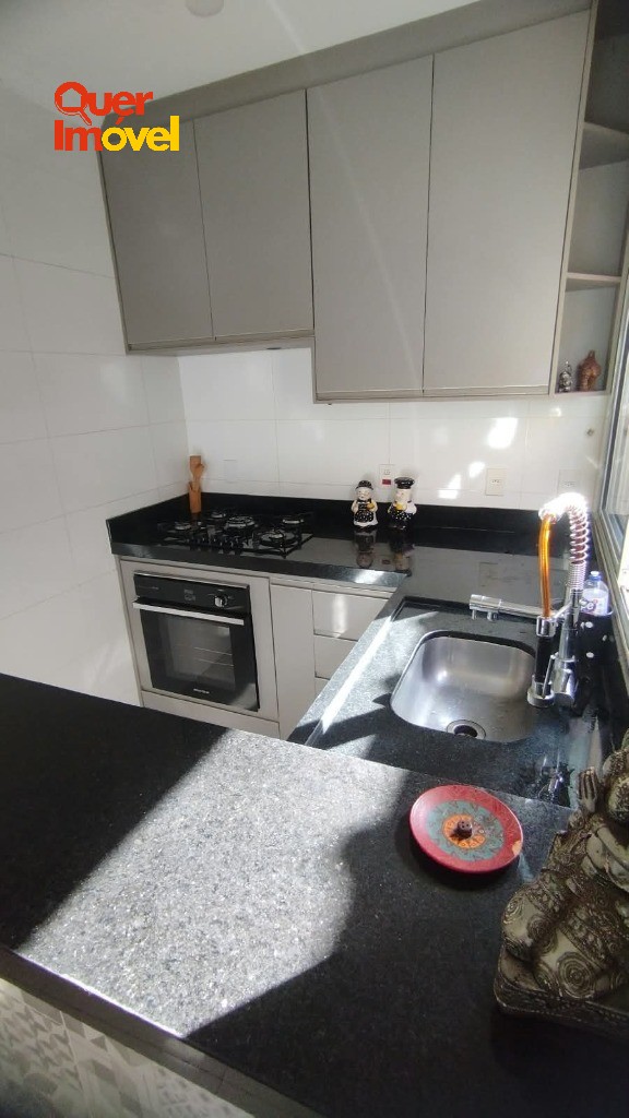 Casa à venda em Ribeirão Preto-SP, Jardim Helena: 2 quartos, 1 suíte, 100m². Entre em contato com a Imobiliária Quer Imóvel.