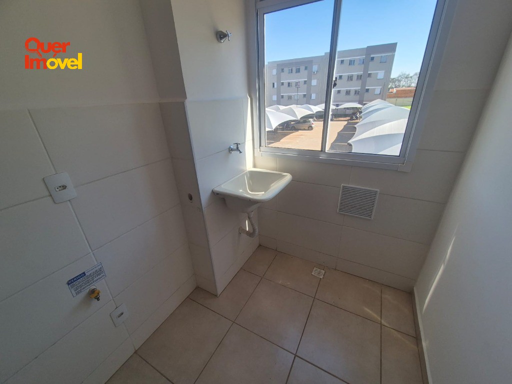 Apartamento à venda em Ribeirão Preto-SP, Jardim Florestan Fernandes: 2 quartos, 1 sala, 1 banheiro, 1 vaga de garagem. 43,00m². Entre em contato com a Imobiliária Quer Imóvel!