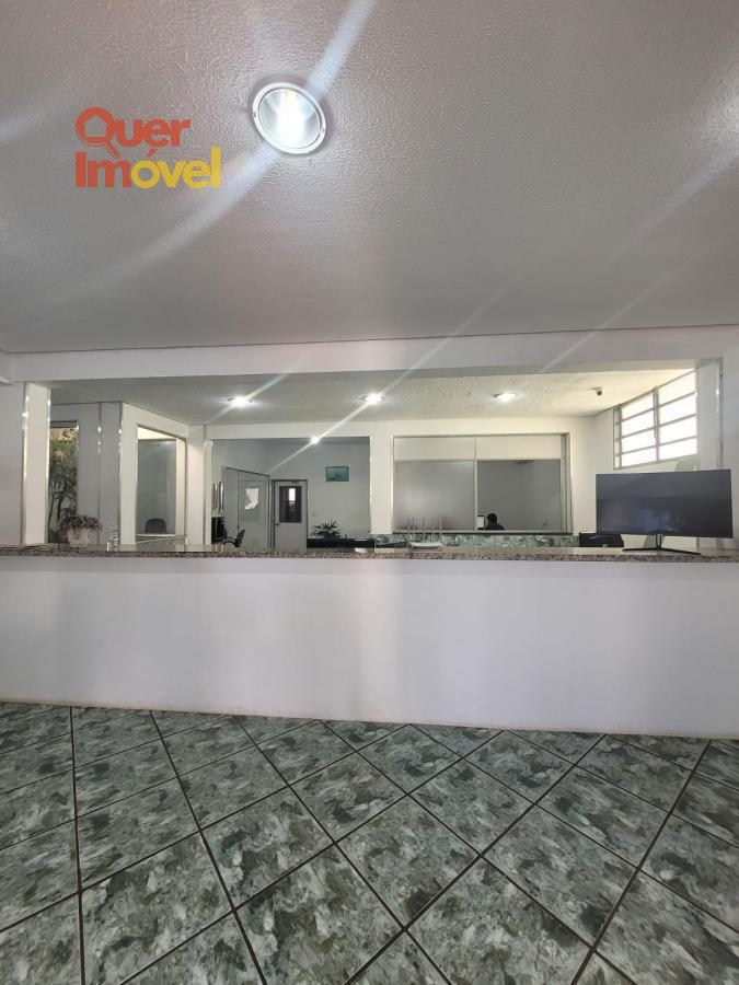Oportunidade na Avenida Meira Júnior: Imóvel Comercial com 6 salas, 4 banheiros, 10 vagas de garagem, 548 m² em Campos Elíseos, Ribeirão Preto-SP. Permuta. Quer Imóvel Negócios Imobiliários.