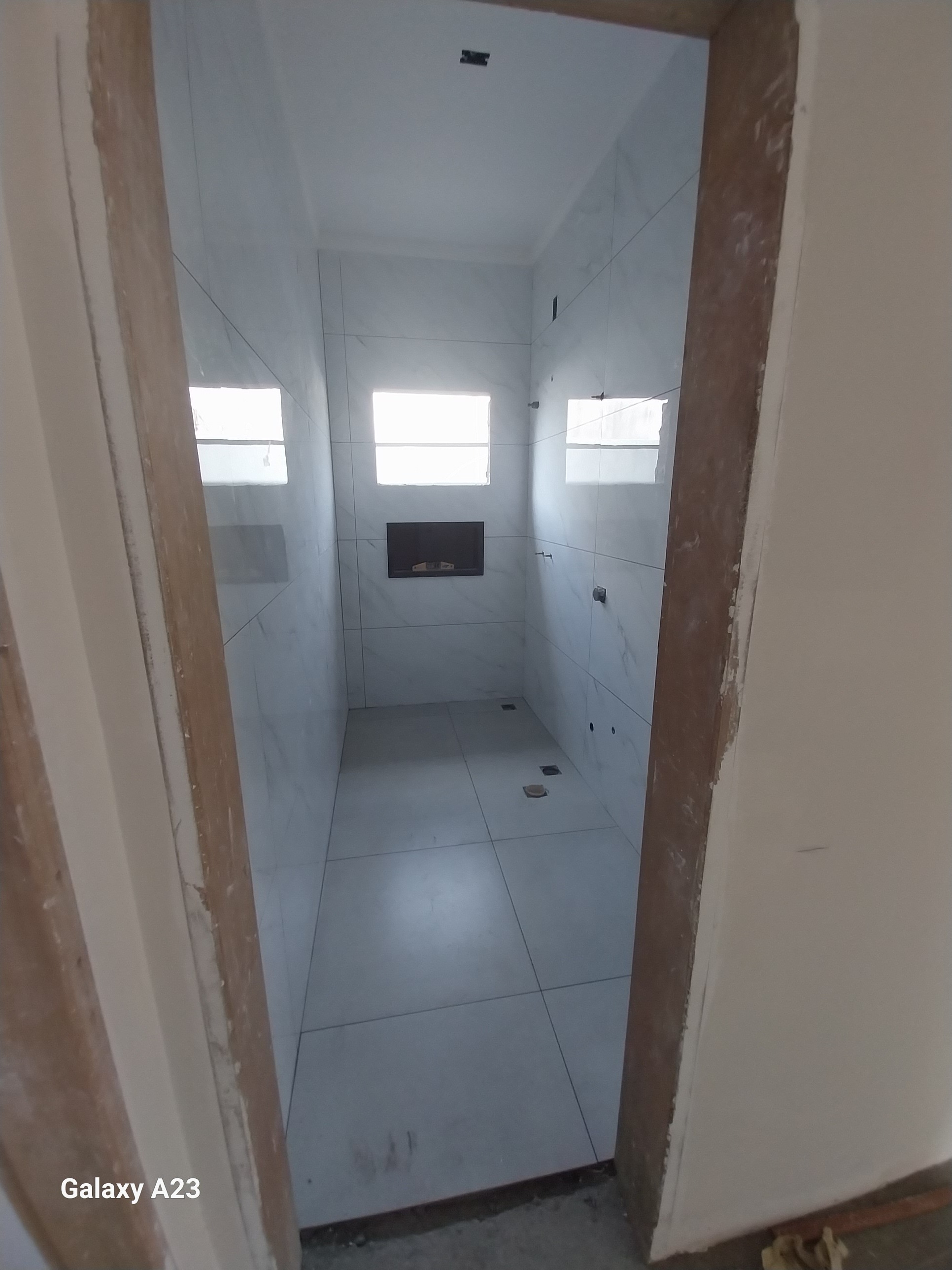Casa recém construída no bairro santa rita, em pouso alegre-