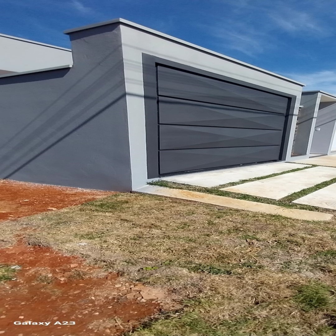 Casa recém construída no parque real, com 125,00 m² de área,