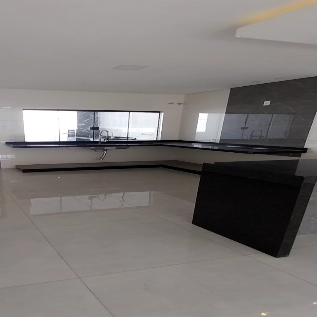 Casa recém construída no parque real, com 125,00 m² de área,