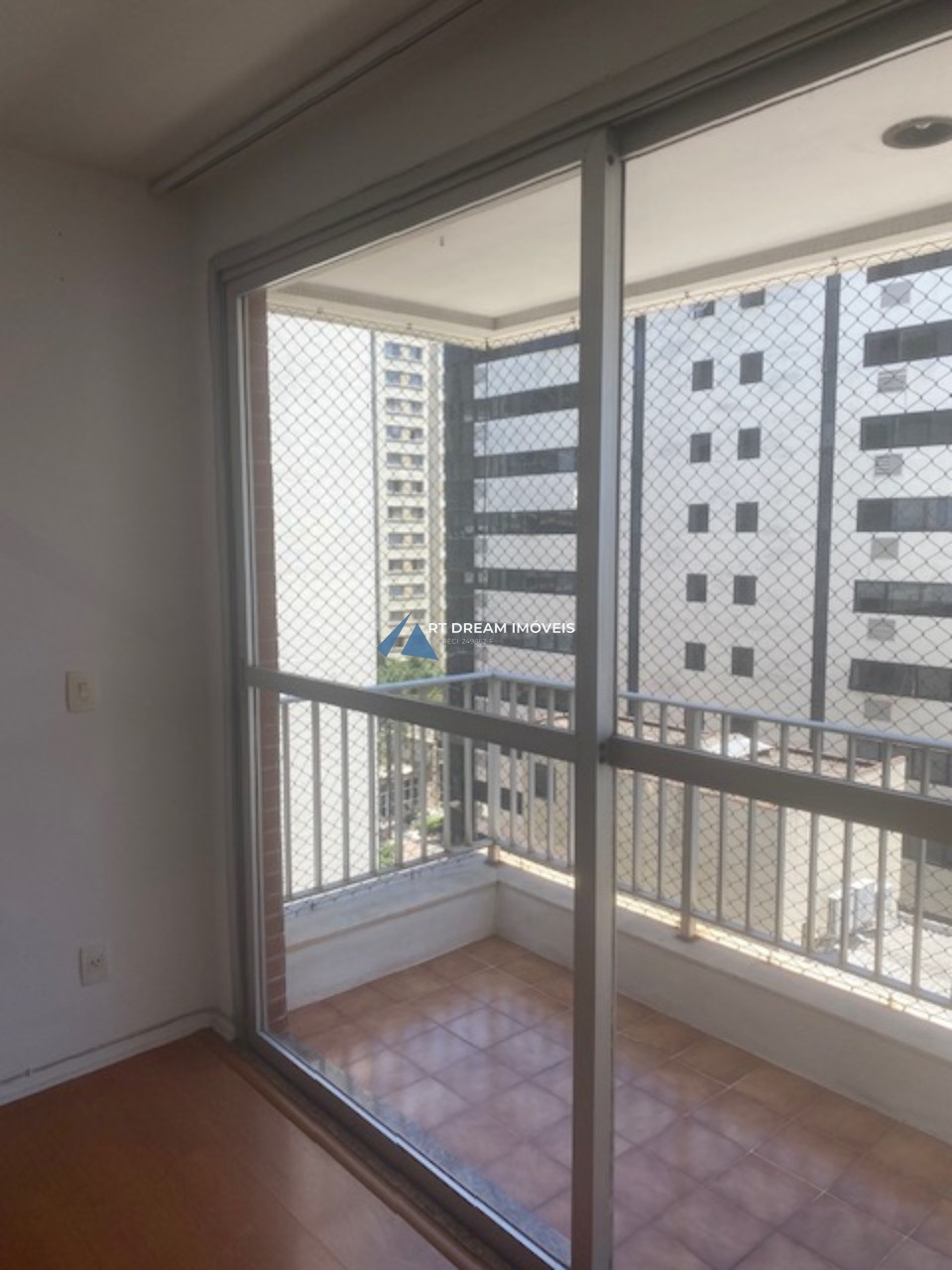 Apartamento para alugar com 3 quartos, 107m² - Foto 6