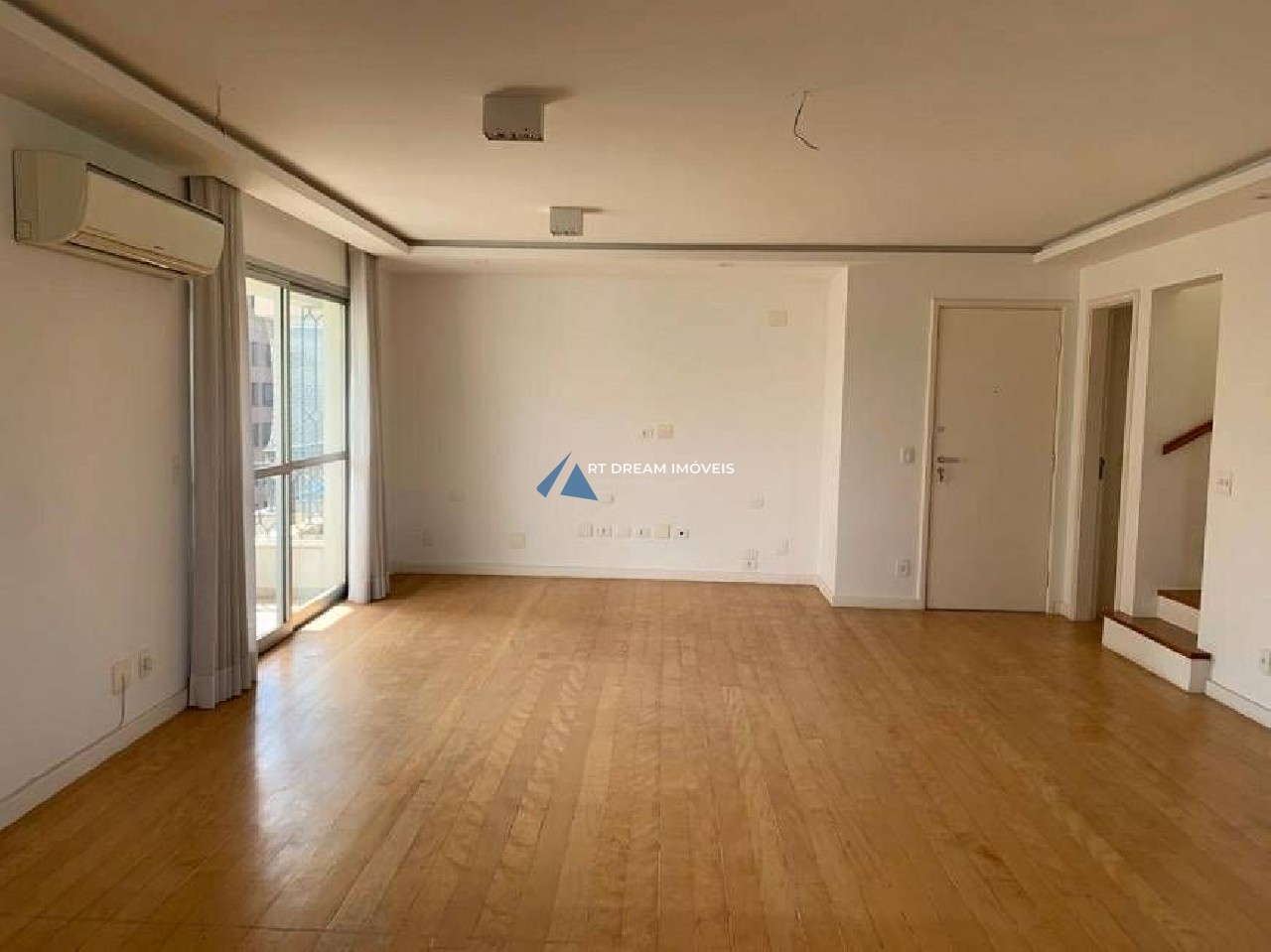 Cobertura à venda com 2 quartos, 192m² - Foto 4