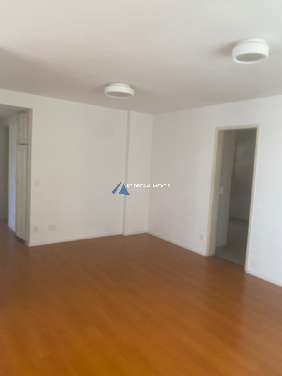Apartamento para alugar com 3 quartos, 107m² - Foto 9