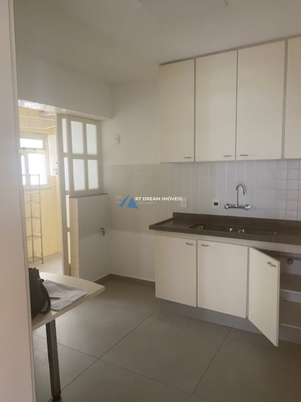 Apartamento para alugar com 3 quartos, 107m² - Foto 11