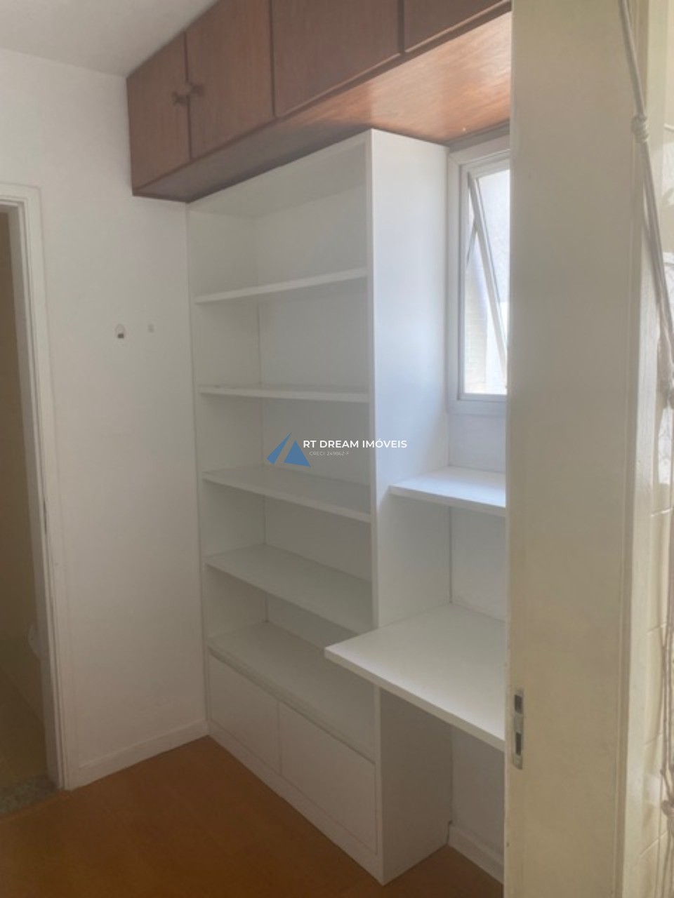 Apartamento para alugar com 3 quartos, 107m² - Foto 12