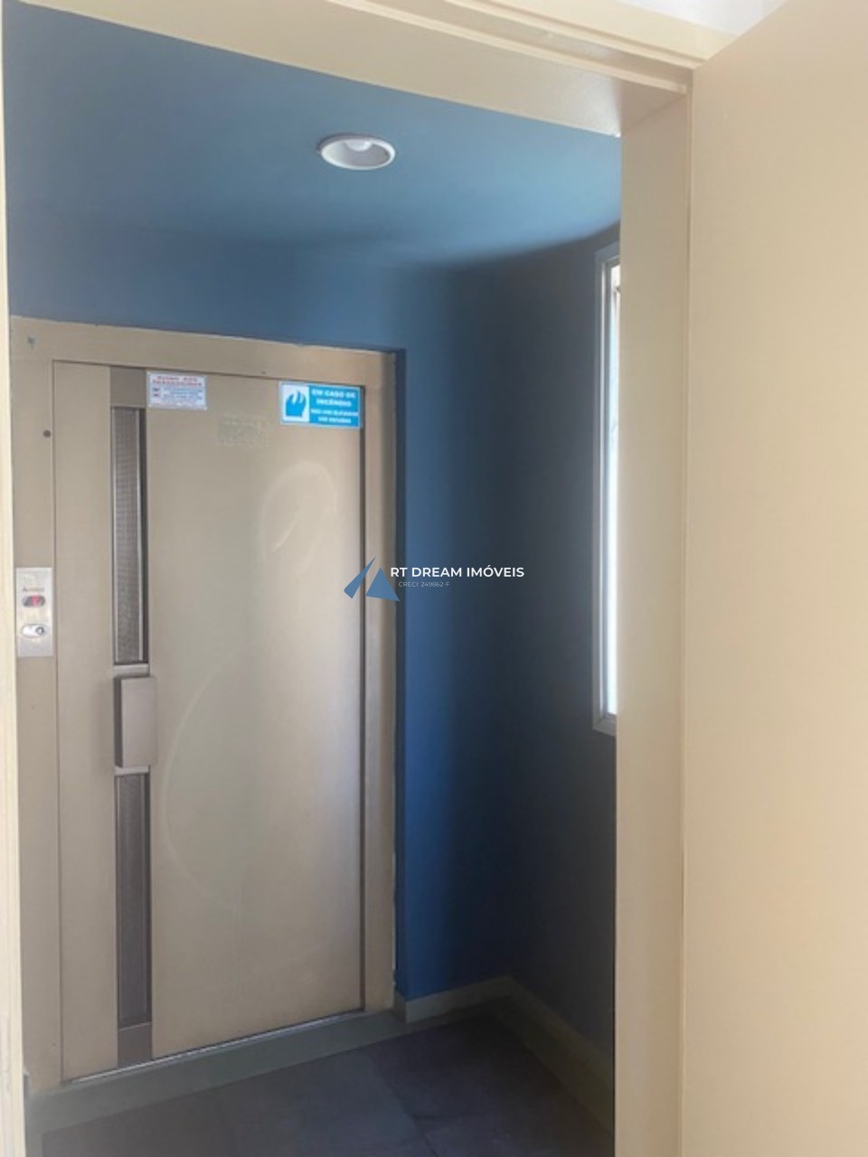 Apartamento para alugar com 3 quartos, 107m² - Foto 13