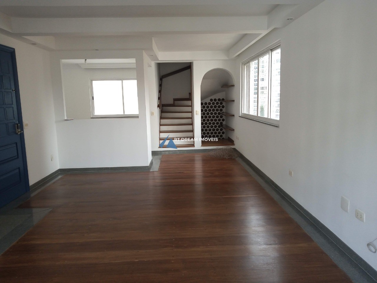 Cobertura à venda com 3 quartos, 230m² - Foto 11