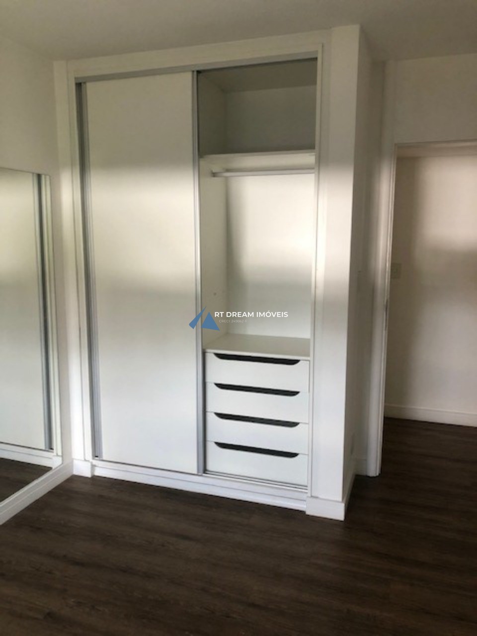 Apartamento para alugar com 4 quartos, 250m² - Foto 11