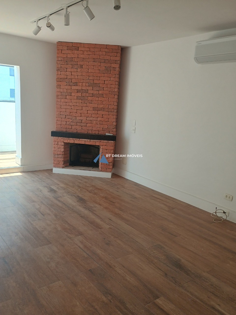 Cobertura à venda com 3 quartos, 230m² - Foto 29