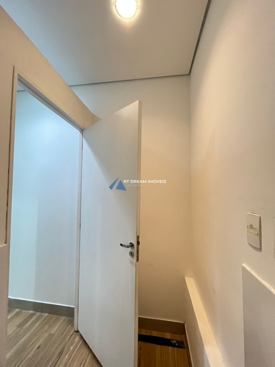 Prédio Inteiro para alugar com 2 quartos, 57m² - Foto 22