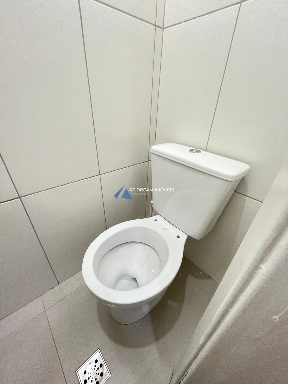 Prédio Inteiro para alugar com 2 quartos, 57m² - Foto 18