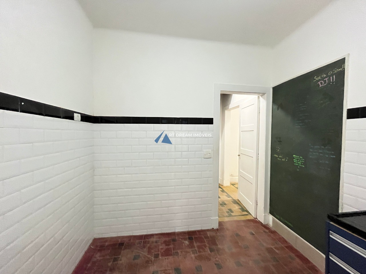 Prédio Inteiro para alugar com 2 quartos, 57m² - Foto 16