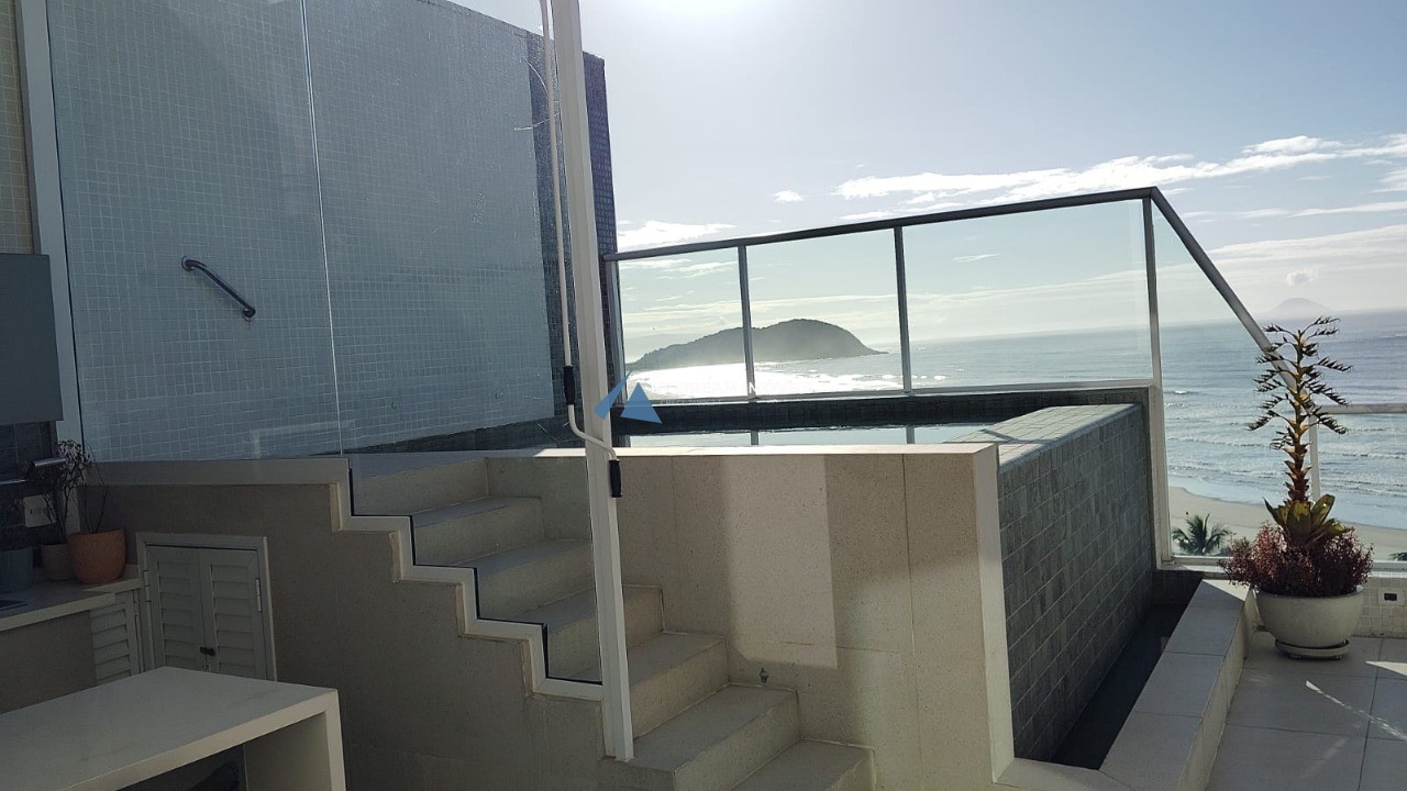 Cobertura à venda e temporada com 5 quartos, 346m² - Foto 13