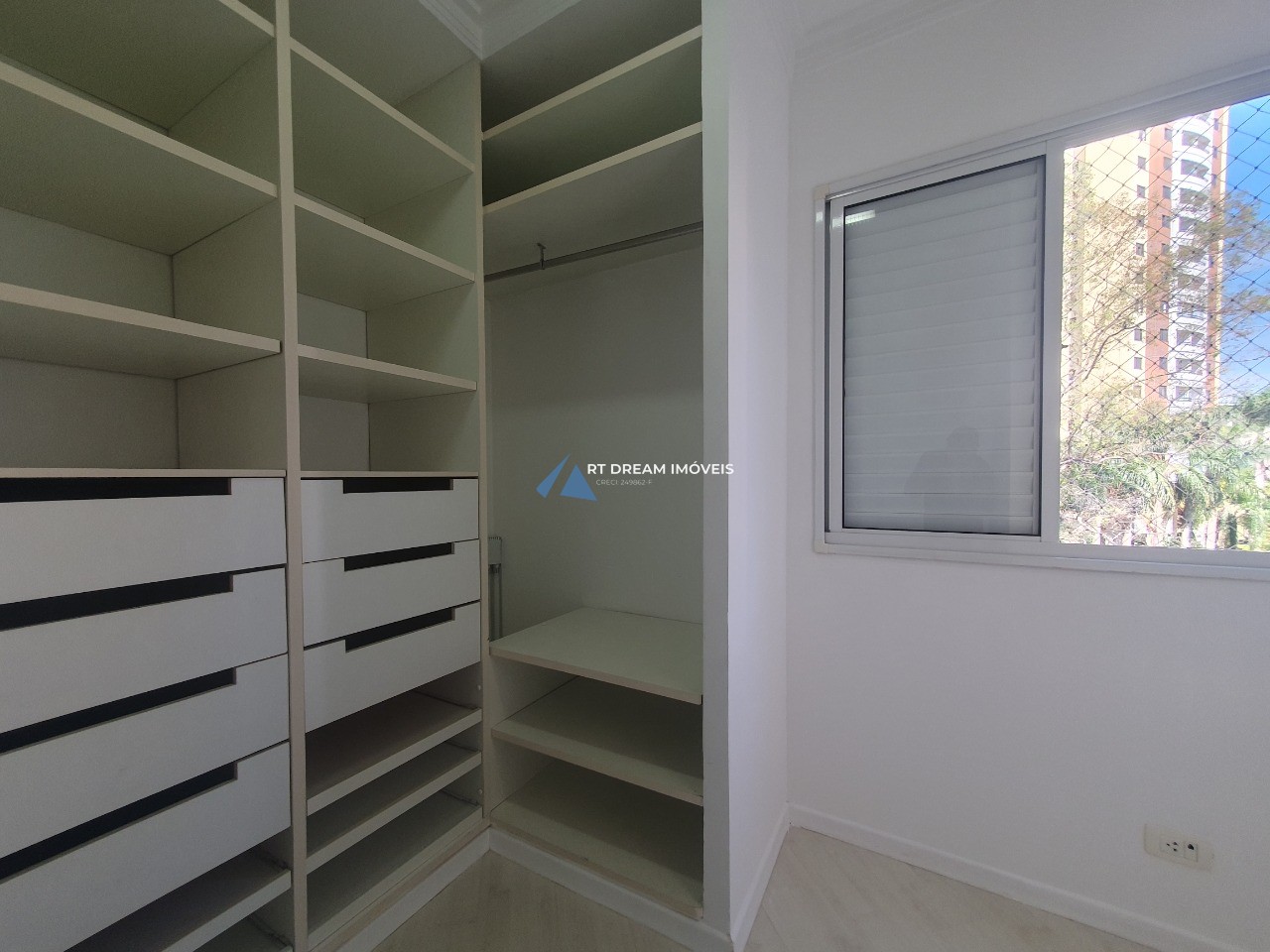 Apartamento para alugar com 2 quartos, 61m² - Foto 9