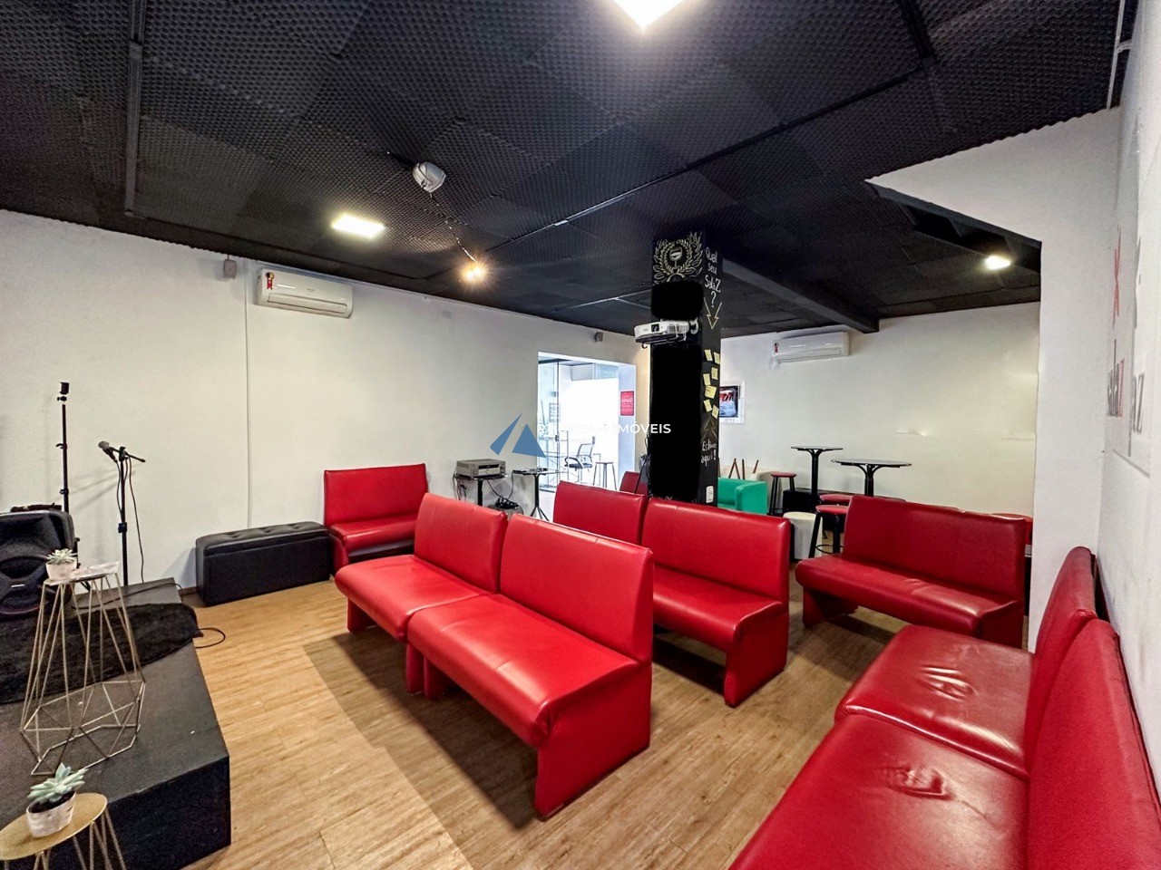 Prédio Inteiro à venda, 180m² - Foto 9