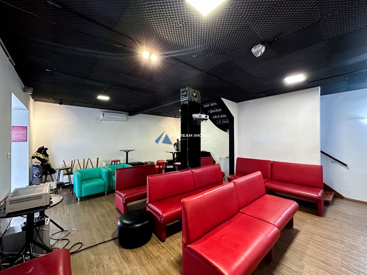 Prédio Inteiro à venda, 180m² - Foto 6