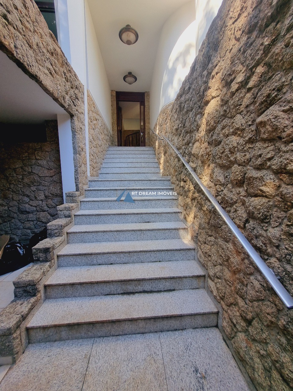 Casa à venda com 4 quartos, 792m² - Foto 9
