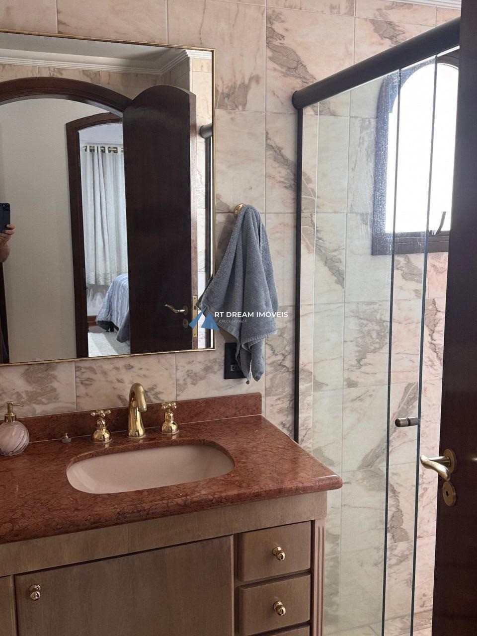 Cobertura à venda e aluguel com 3 quartos, 260m² - Foto 16