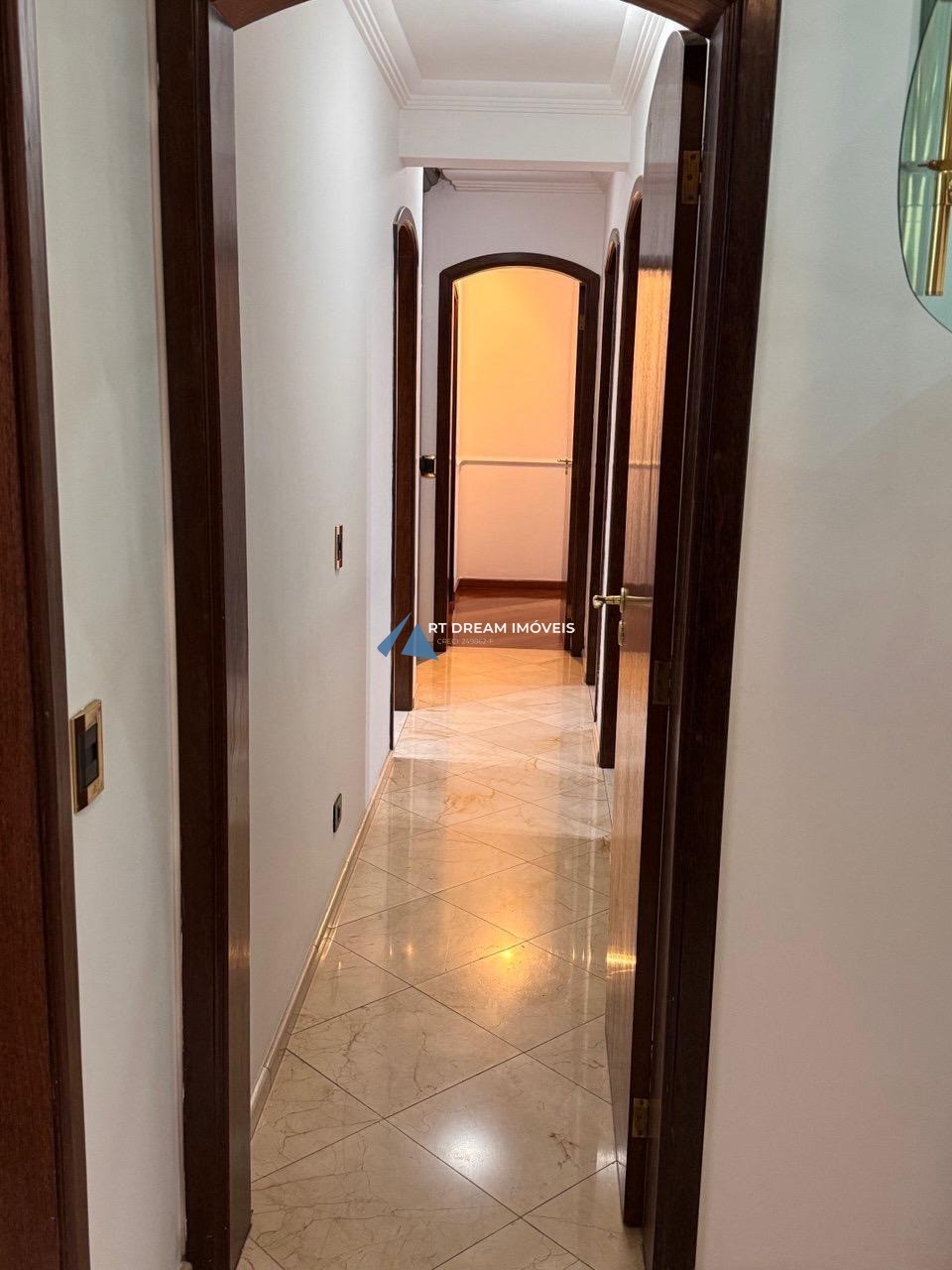 Cobertura à venda e aluguel com 3 quartos, 260m² - Foto 8